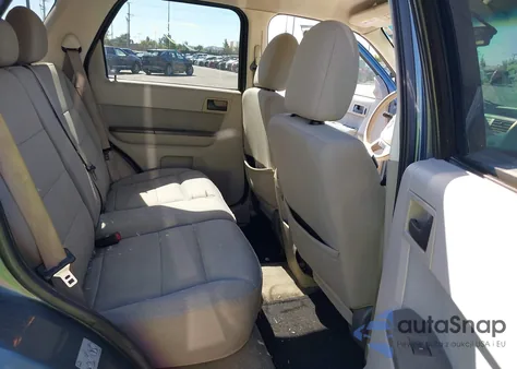 2010 Ford Escape Xlt from USA, damaged, VIN 1FMCU0D78AKD07894